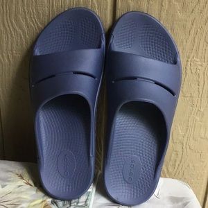 Oofos Navy Recovery Slides Mens Sz 12 Mint